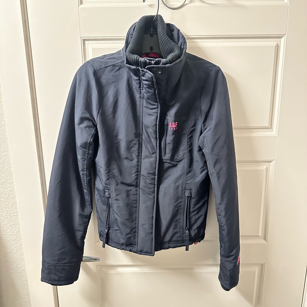 Abercrombie & Fitch All Season Coat - Picture 2 of 15